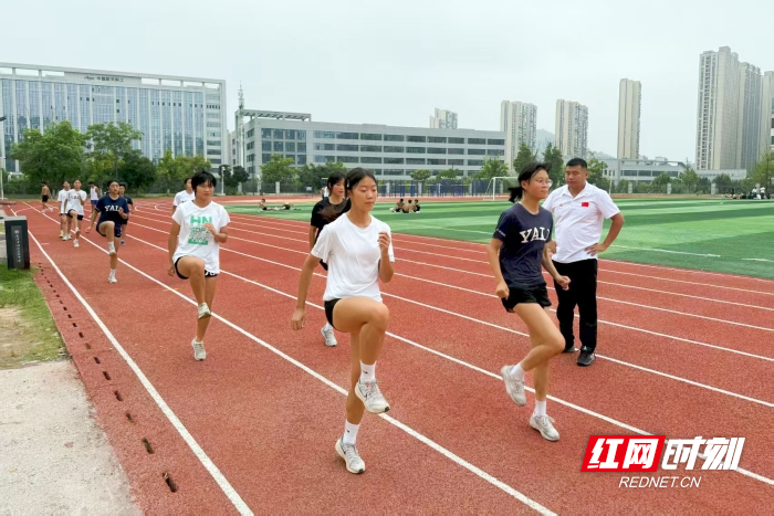 男子运动员, com