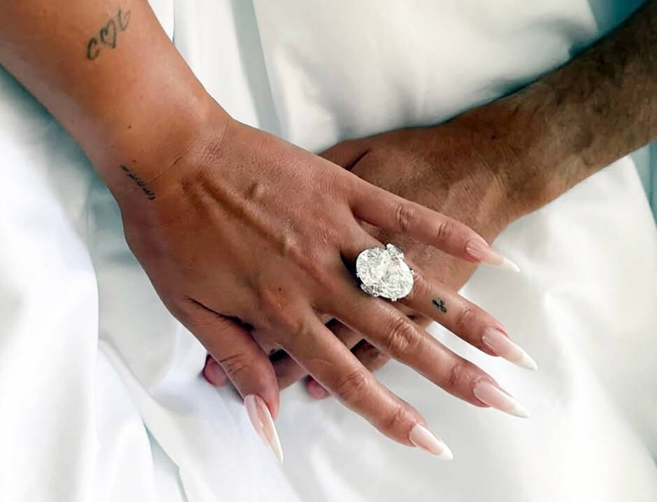 英镑, 彼的手表, 士告诉