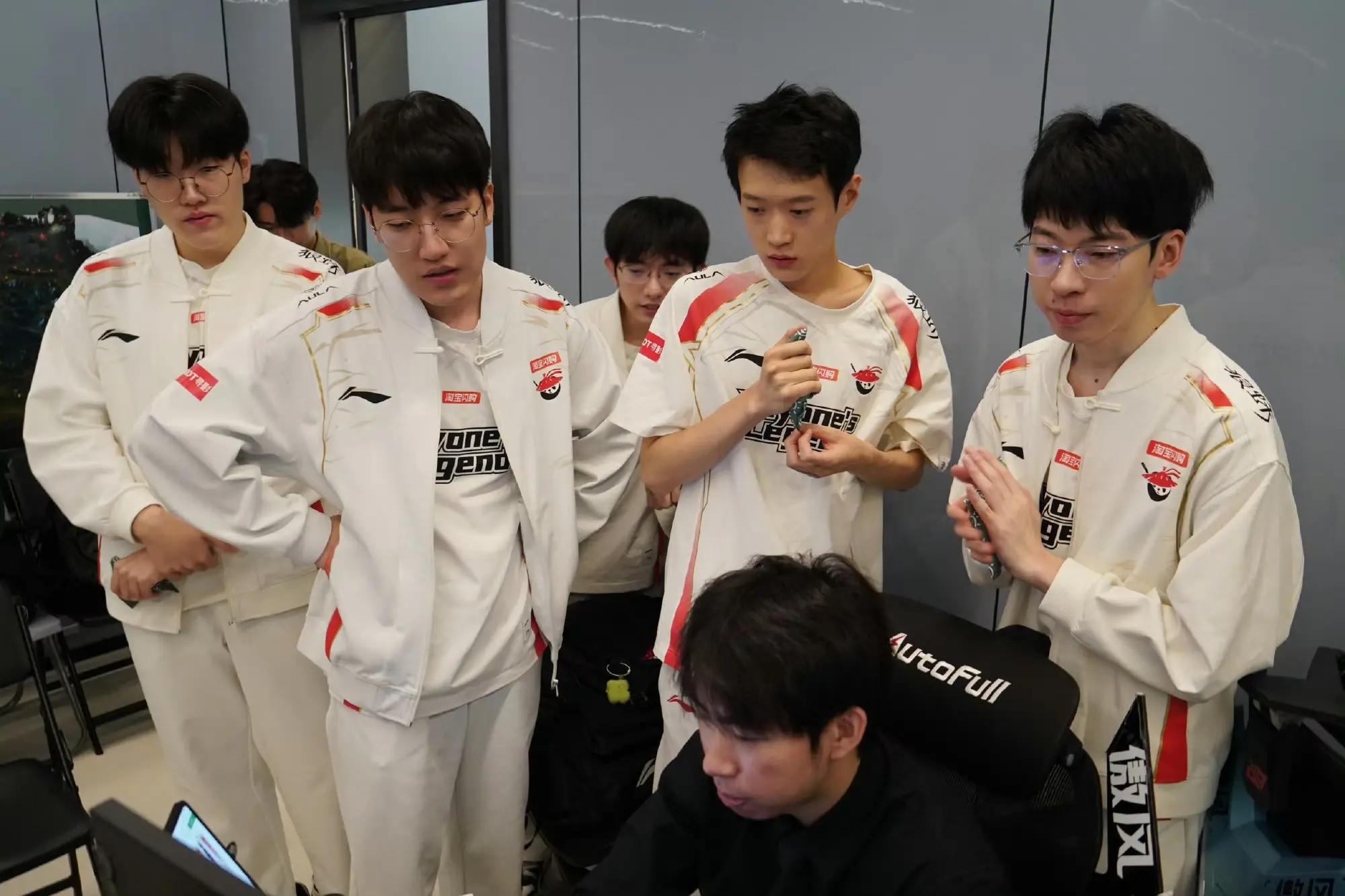 尽管The, 大赛经验丰, src