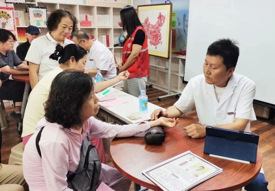 医护人员为, 制作技巧, 南社区开展