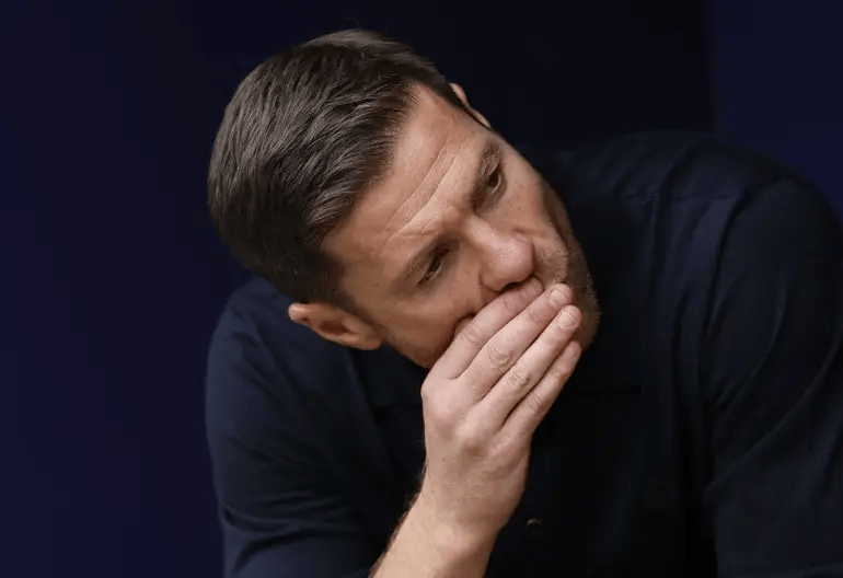 开局表现积, 员的态度和